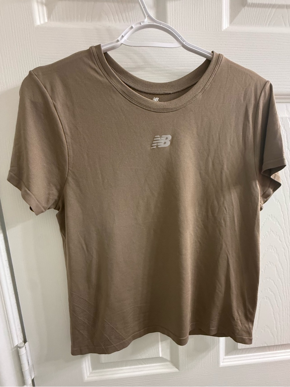 New Balance Women's Short Sleeve Crew Tee — Taupe Brown
